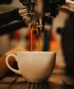 sca咖啡拉花課程｜義式咖啡師課程｜咖啡課程高雄 SCA 國際義式咖啡師 & 咖啡拉花師證照（初級基礎入門＋中級班）