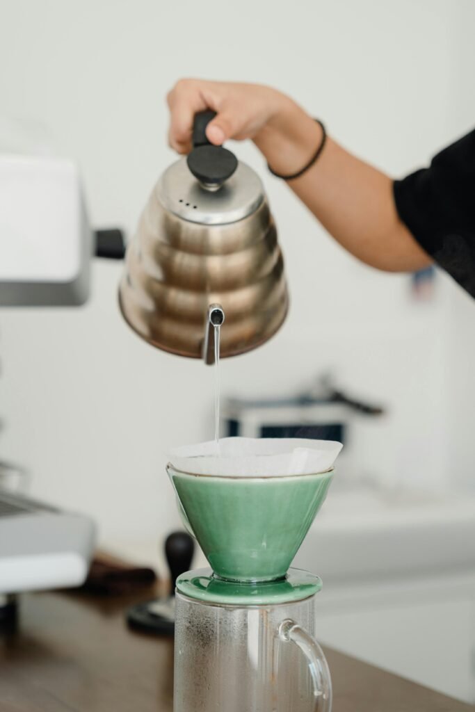 高雄・在地專業 入門基礎手沖咖啡課程與 SCA 手沖咖啡沖煮萃取師課程｜咖啡課程高雄