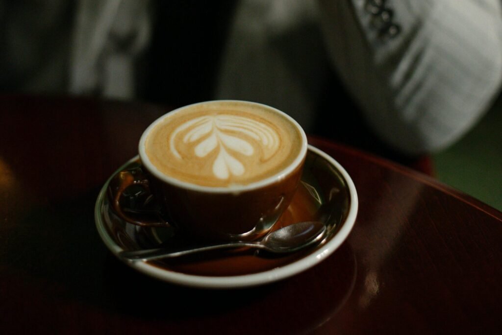 SCA拉花課程高雄,頂尖咖啡課程高雄推薦:專為創業開店設計的咖啡拉花課程高雄