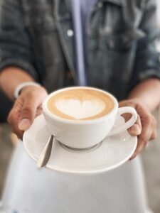 拉花體驗課程|3小時了解咖啡拉花基礎入門技巧 | 專業咖啡拉花課程 | 高雄咖啡課程首選