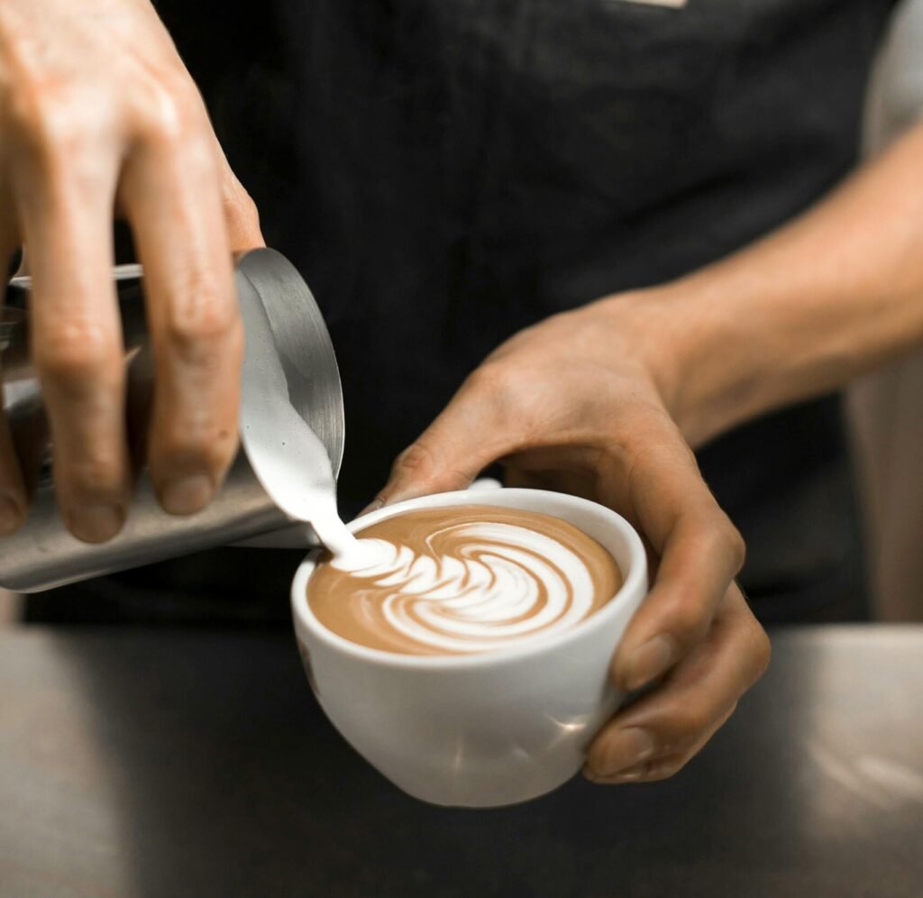 咖啡課程｜咖啡拉花課程｜SCA拉花課程 — 一週一堂課的陪伴式教學（基礎入門初階＋中級＋專業高級）