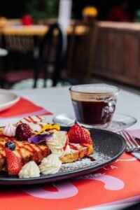 咖啡店工讀生必看：3小時快速上手的拉花偷吃步｜SCA咖啡課程