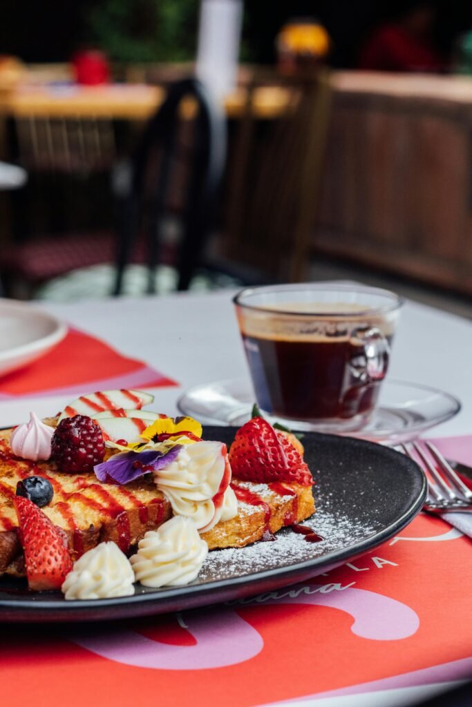 咖啡店工讀生必看：3小時快速上手的拉花偷吃步｜SCA咖啡課程