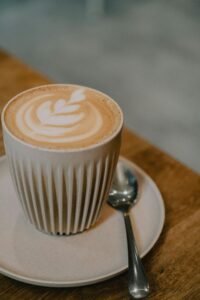 咖啡師證照多少錢？咖啡拉花課程、拉花課程、咖啡師證照課程——零基礎創業者的高雄開店圓夢路徑