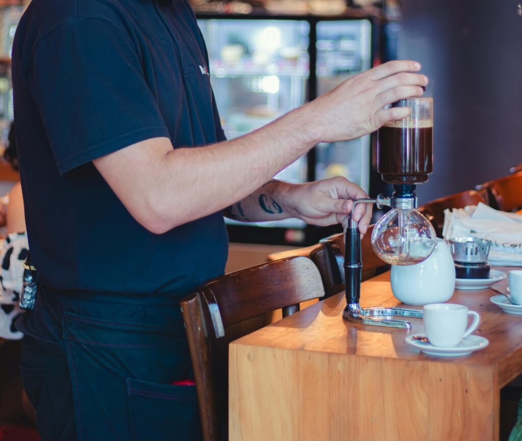 如何成為一個咖啡師？咖啡課程，咖啡師證照完整指南