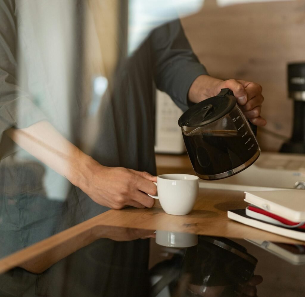 專屬你的風味：【3hr 入門體驗】從生豆到熟豆的 10 分鐘奇幻旅程。咖啡烘豆課程