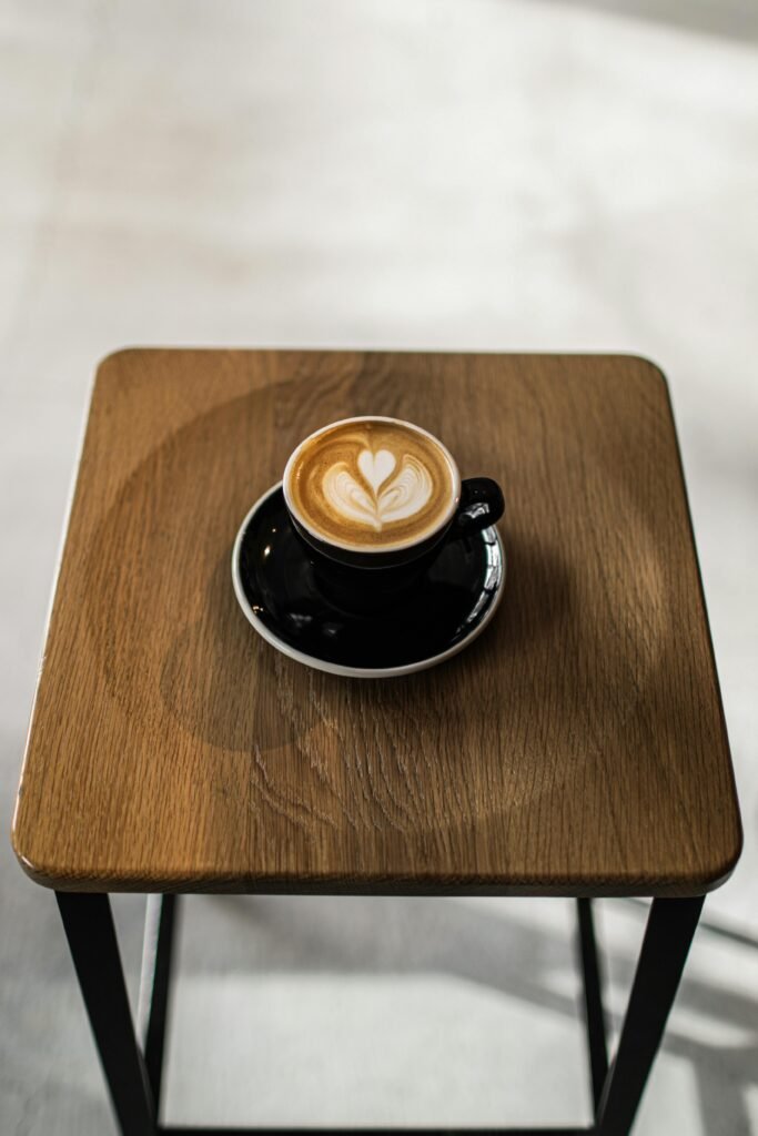 資自己：體驗課費用全額折抵，學習零負擔。SCA咖啡拉花課程