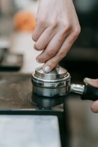 手沖出杯慢怎麼辦？優化吧台流程的科學方法！SCA咖啡烘焙課程