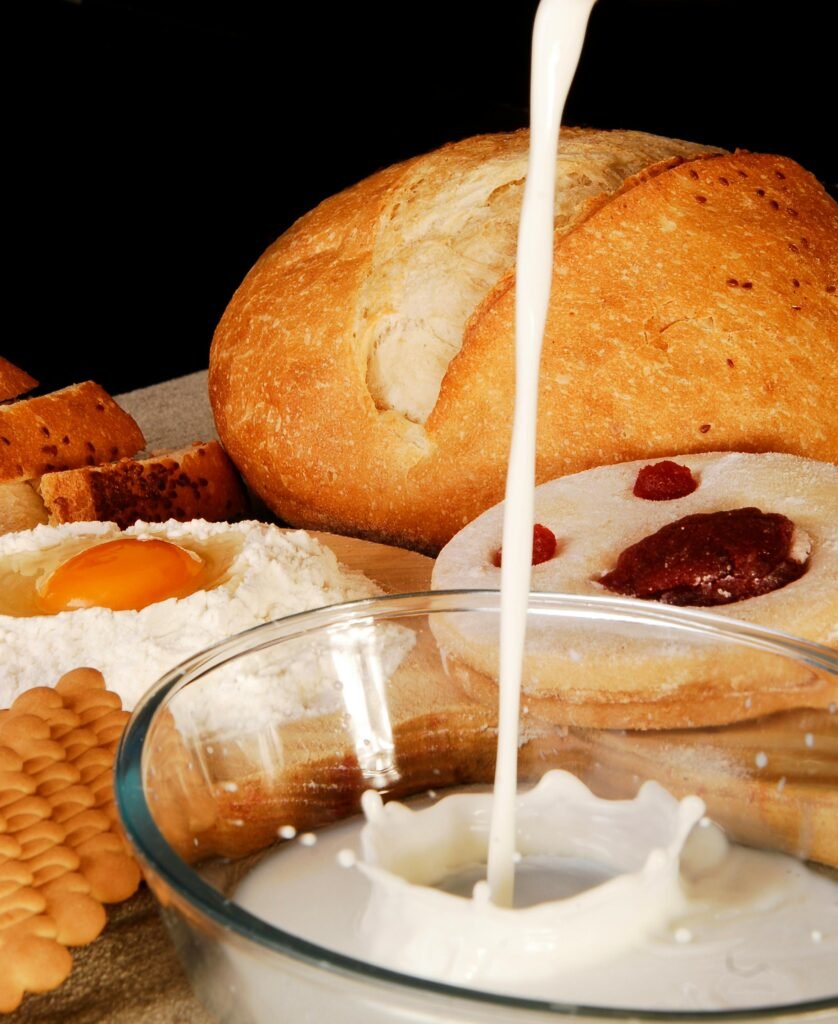 拉花奶泡太厚/太薄？3 種症狀對應 3 種修正｜想開咖啡館必修